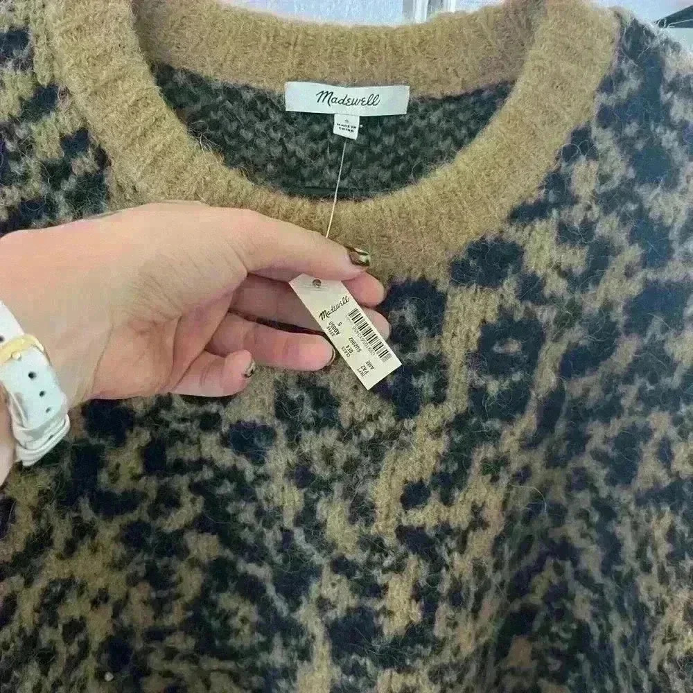 Madewell Pullover Crew Neck Leopard-Print Sweater - Picture 7 of 8